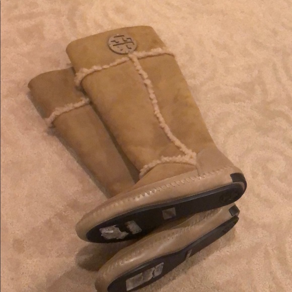 tory burch ugg boots